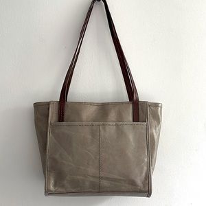 HOBO leather purse in excellent preloved condition.